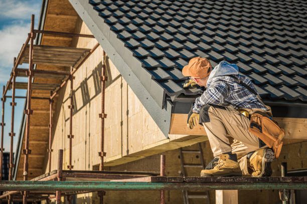 Asphalt Shingles Roofing in Floresville, TX